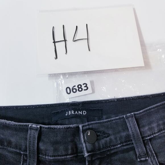 J Brand Jeans ALANA High Rise Crop Provocative Stud Distressed Raw Hem - Picture 14 of 14